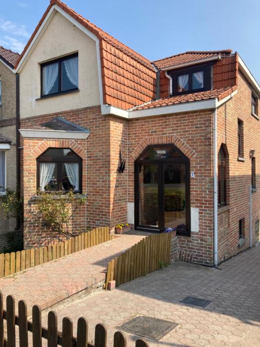 VILLA MICHRY Koksijde 4 adultes 2 enfants proche digue et centre