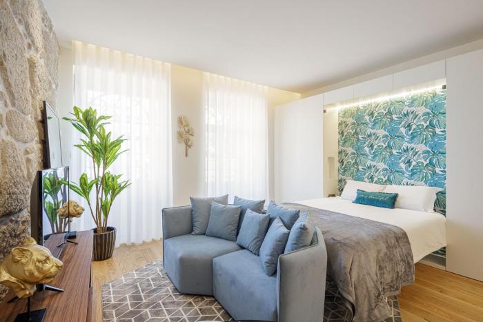 The Downtown Charming Apartments