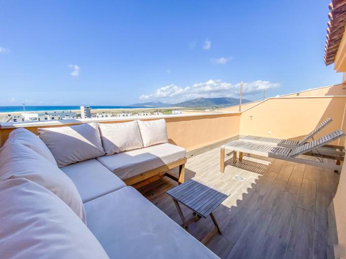 Tarifa Cozy House - Penthouse, Pool, Parking
