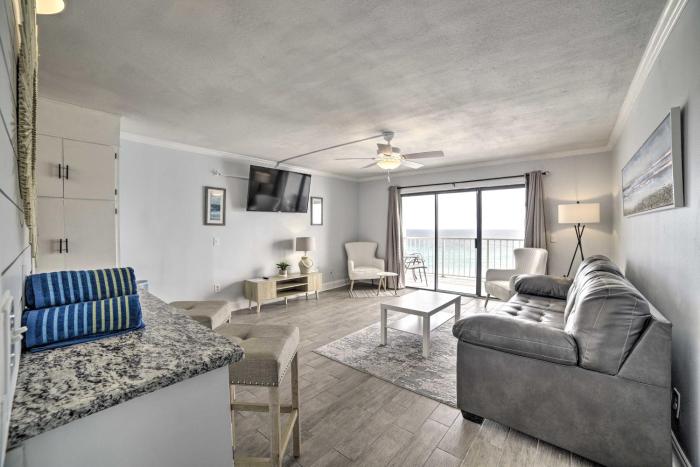 Oceanfront Panama City Beach Condo with Pool Access
