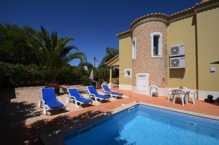 Casa Da Torre Espetacular V4 Com Piscina