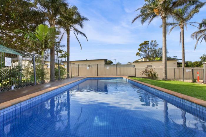 The Beaches on Lakes House - Central Coastal Stay