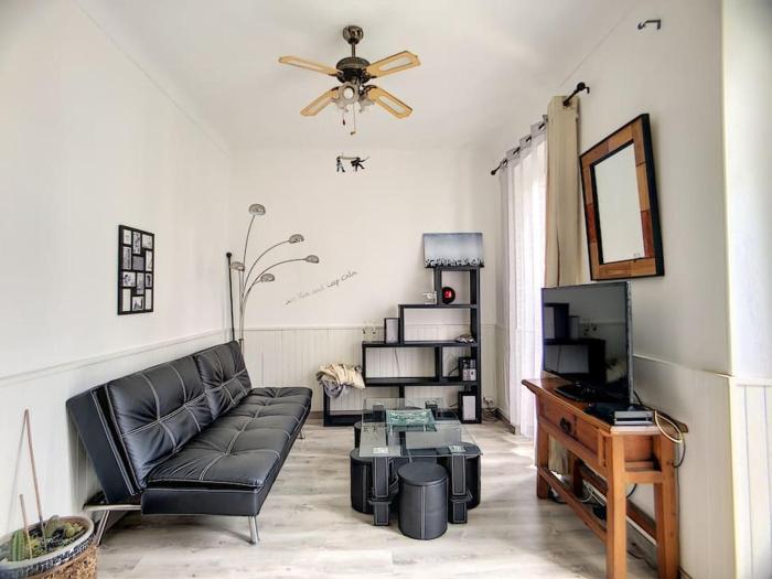 Joli 3 pièces, 7 pers, très lumineux, Nice centre