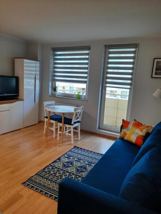 Apartament Witawa GDYNIA, pokój z aneksem kuchennym po remoncie