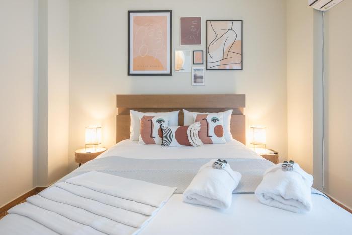 Supreme Suite with balcony by Cloudkeys