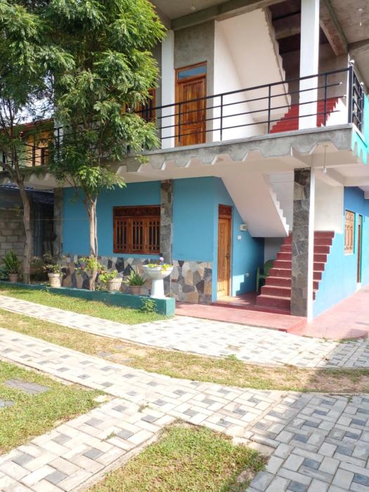Thomasha Homestay & Tuk Tuk Tour