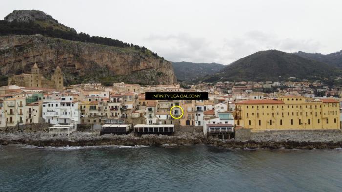 Infinity Sea Balcony