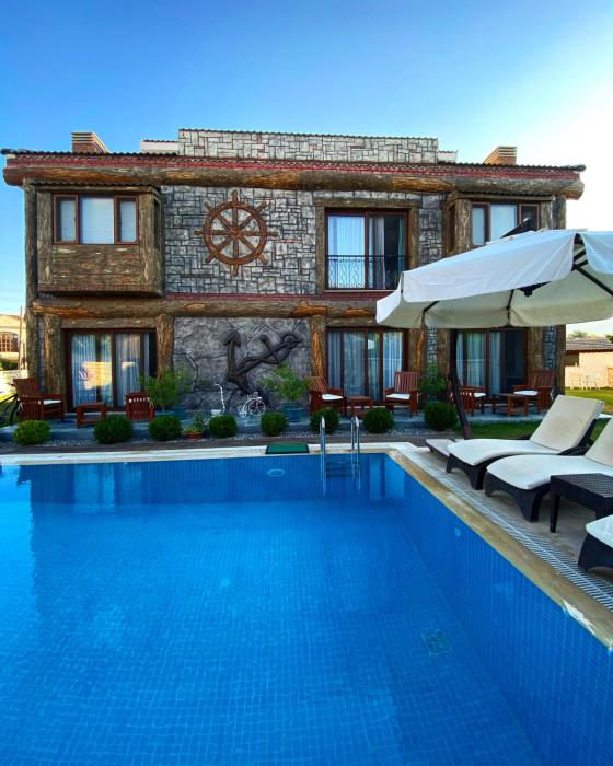 Pupa Alaçatı Butik Otel