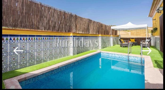 Casa rural Los Alcaidejos con piscina
