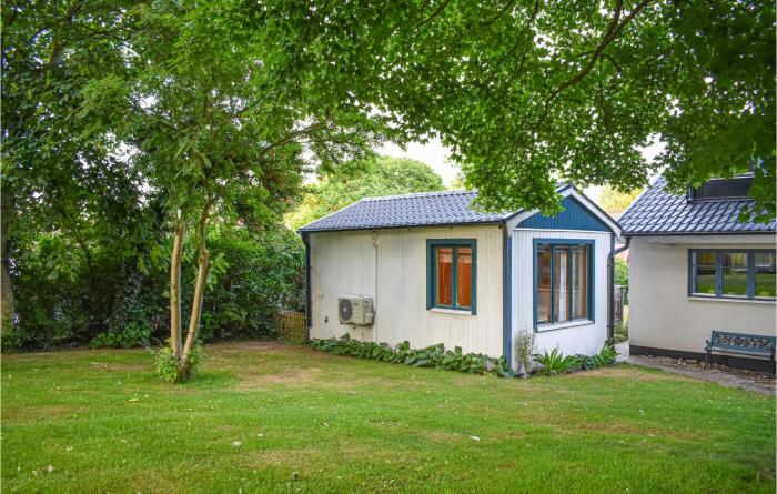 Lovely Apartment In Beddingestrand