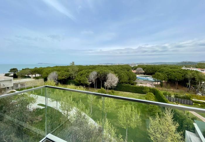 Seaview apartment-Qerret