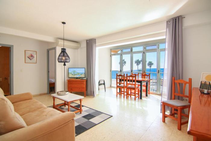 Apartamento en primera línea de playa - GRAN SOL