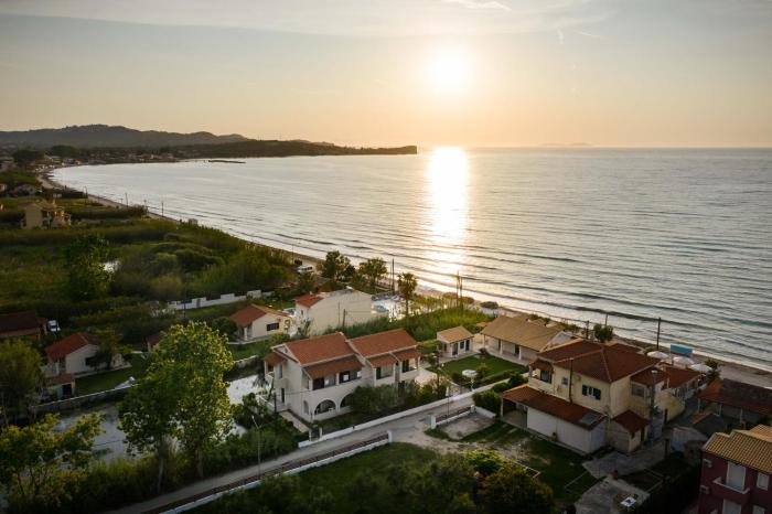 Marias Seaside Apartments