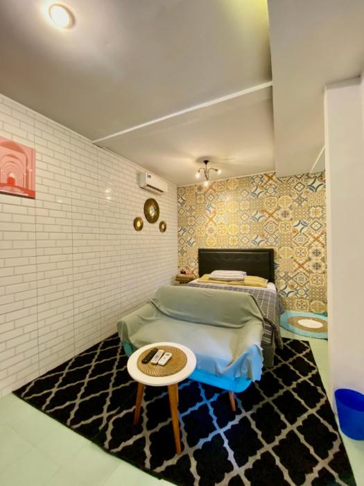 MashBrow Hostel