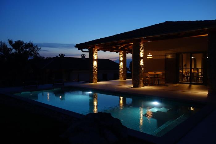 Villa Kadila with heated pool and sauna for family