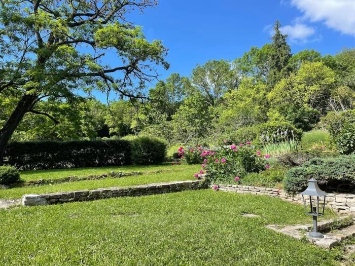 Maison de charme dans un cadre dexception, 8 pers