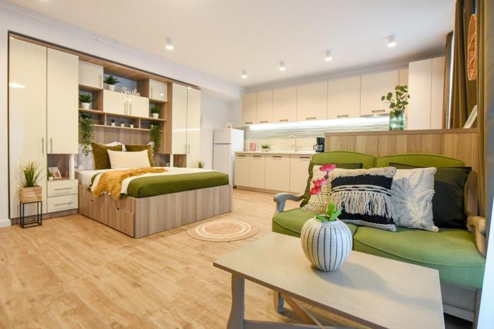 SPOT THE GIRAFFE. Desirable Studio at Tineretului