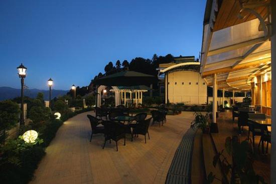 Crescent Resort, Darjeeling