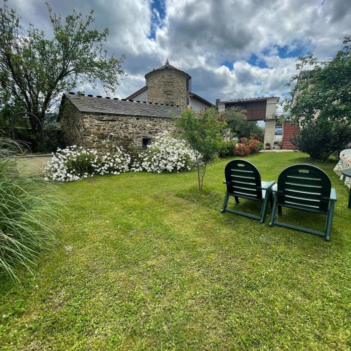 AT El Manzano - Jardín & BBQ - Los Gayoles Rural