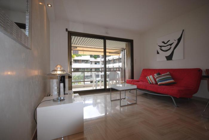 Résidence Gray dAlbion 2P NAP558