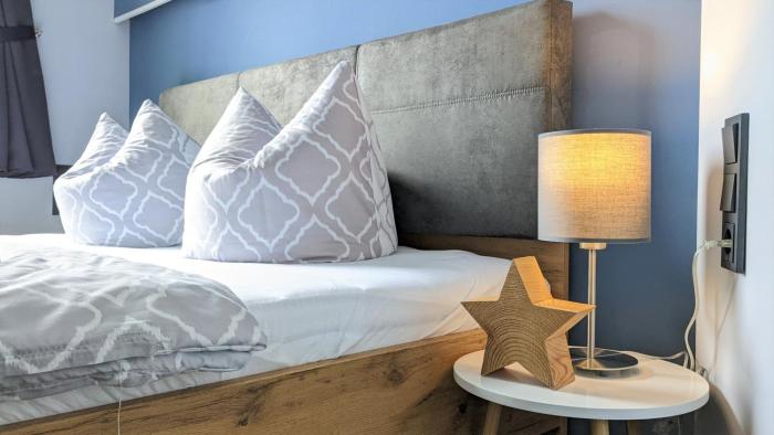 Goethes liebste Betten - stilvolle Ferienwohnungen im historischen Fachwerkhaus in Wernigerode - Parkplatz, Smart-TV, W-Lan