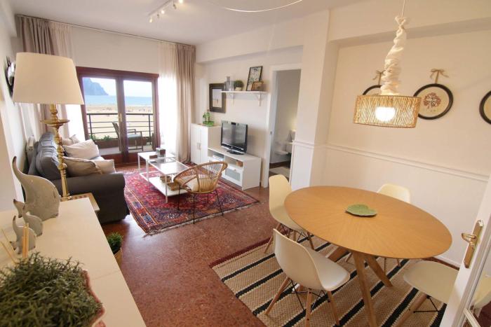 Piso con vistas a la playa de Laredo - APARTAMENTO BELLAVISTA