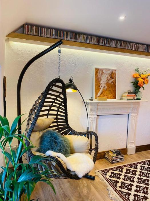 3 Bed ApartmentExplore the AreaEnjoy our Pub