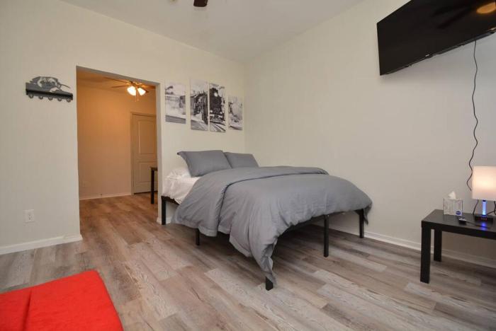 SuperValue Suite #2 @ East End Revitalized