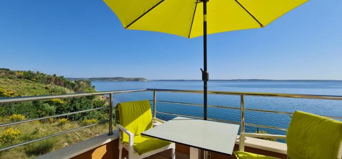 Apartments Nicolas - Beach & Sea 10m away - Amazing sea view!