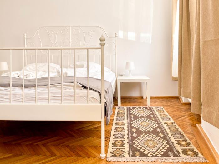 White Moon Apartment