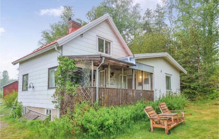 3 Bedroom Gorgeous Home In Tanumshede