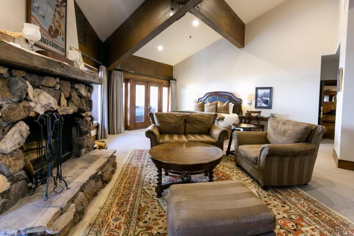 Bald Eagle Three Bedroom Suite in the Heart of Park City condo