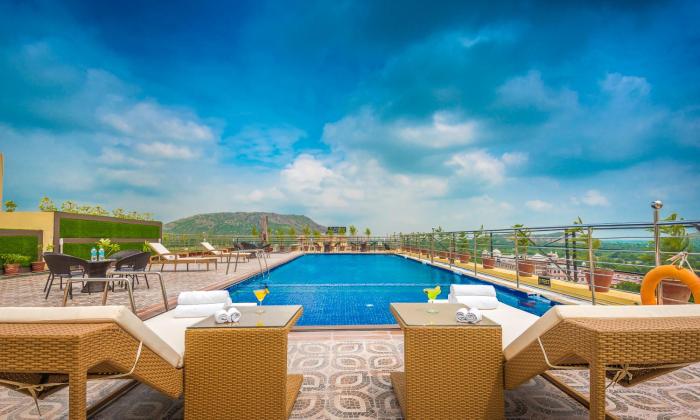 Golden Tulip Kukas Jaipur