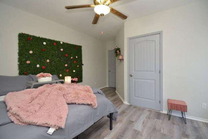 SuperValue Suite #8 @ East End Revitalized