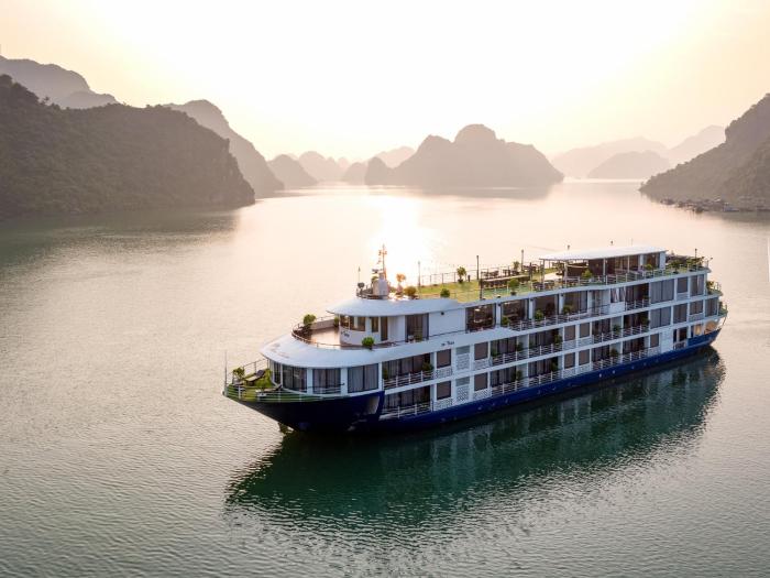 Mon Cheri Cruises