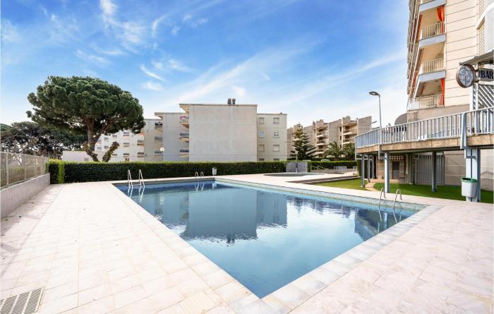 Stunning apartment in Cambrils with Outdoor swimming pool WiFi and 1 Bedrooms
