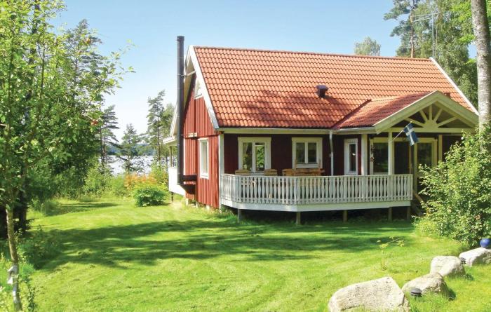 Awesome Home In Annerstad With Sauna