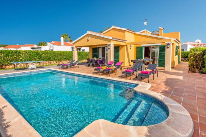 Villa Tamarell by Villa Plus