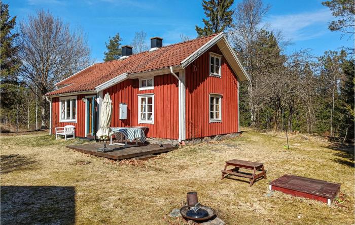 Pet Friendly Home In Skeppshult