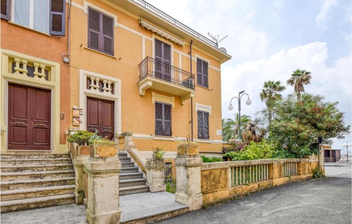 Pet Friendly Apartment In Chiavari