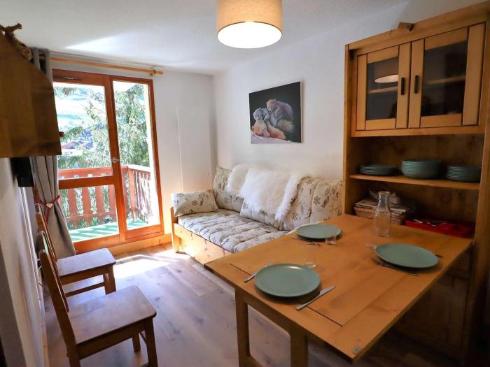 Appartement rénové en 2022 pour 3 personnes - Centre village - Piscine lété - Classé 2 étoiles - FR-1-342-140
