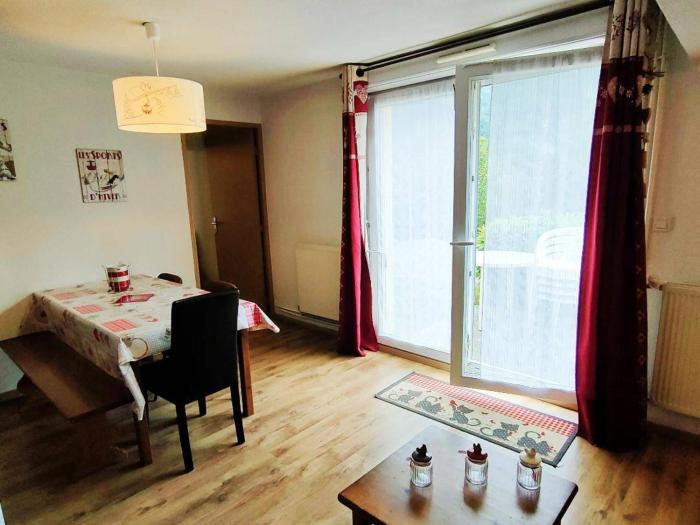 Appartement T2bis, 6 pers, proche télécabine, parking - FR-1-234-182