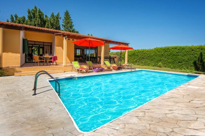 Villa Rosie by Villa Plus