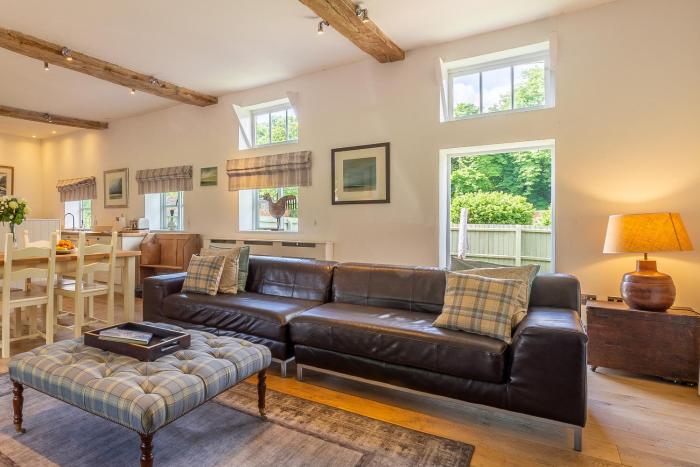Stylish luxury cottage in historic country estate  Belchamp Hall Coach House