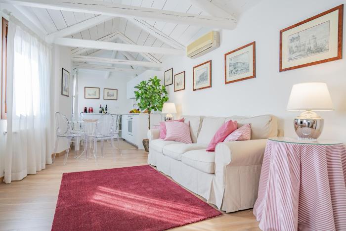 Ca Dei Musicanti 3 Charming Apt in Cannaregio