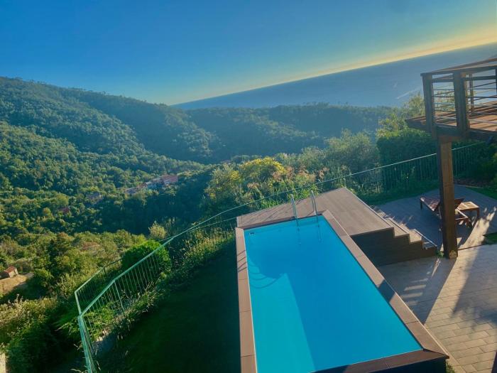 Corner of Paradise Moneglia