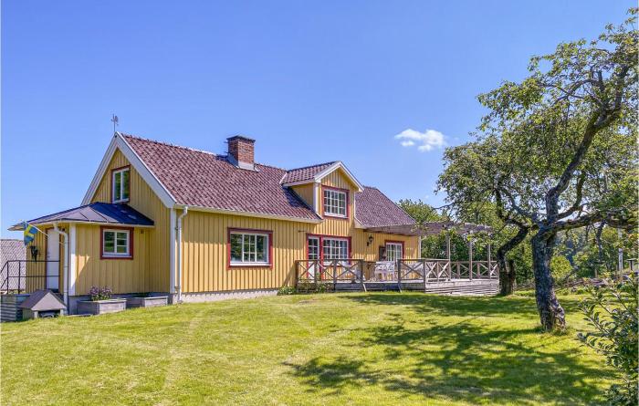 Beautiful Home In Varberg With Wifi