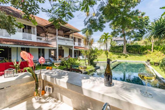 5bd Moroccan style luxury Villa in the heart of Canggu