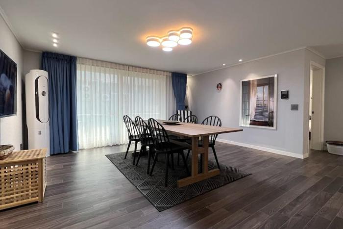 Cosmos Hongdae Urban