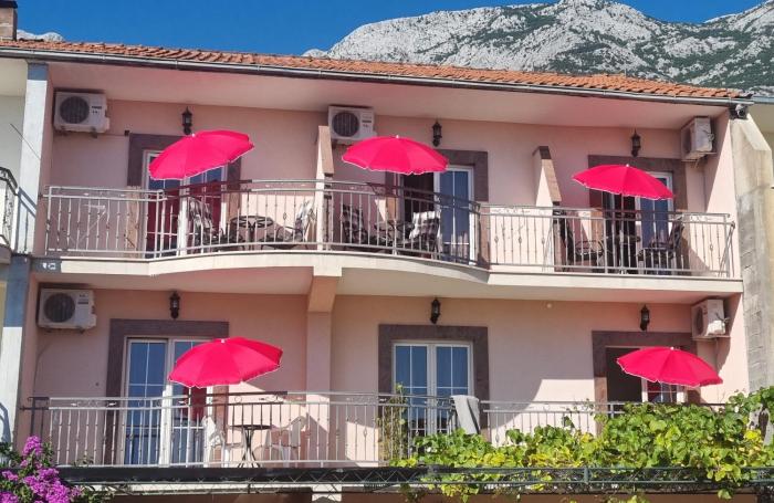 Apartmani Five